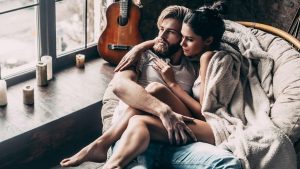 El CBD en Pareja y la Sociedad